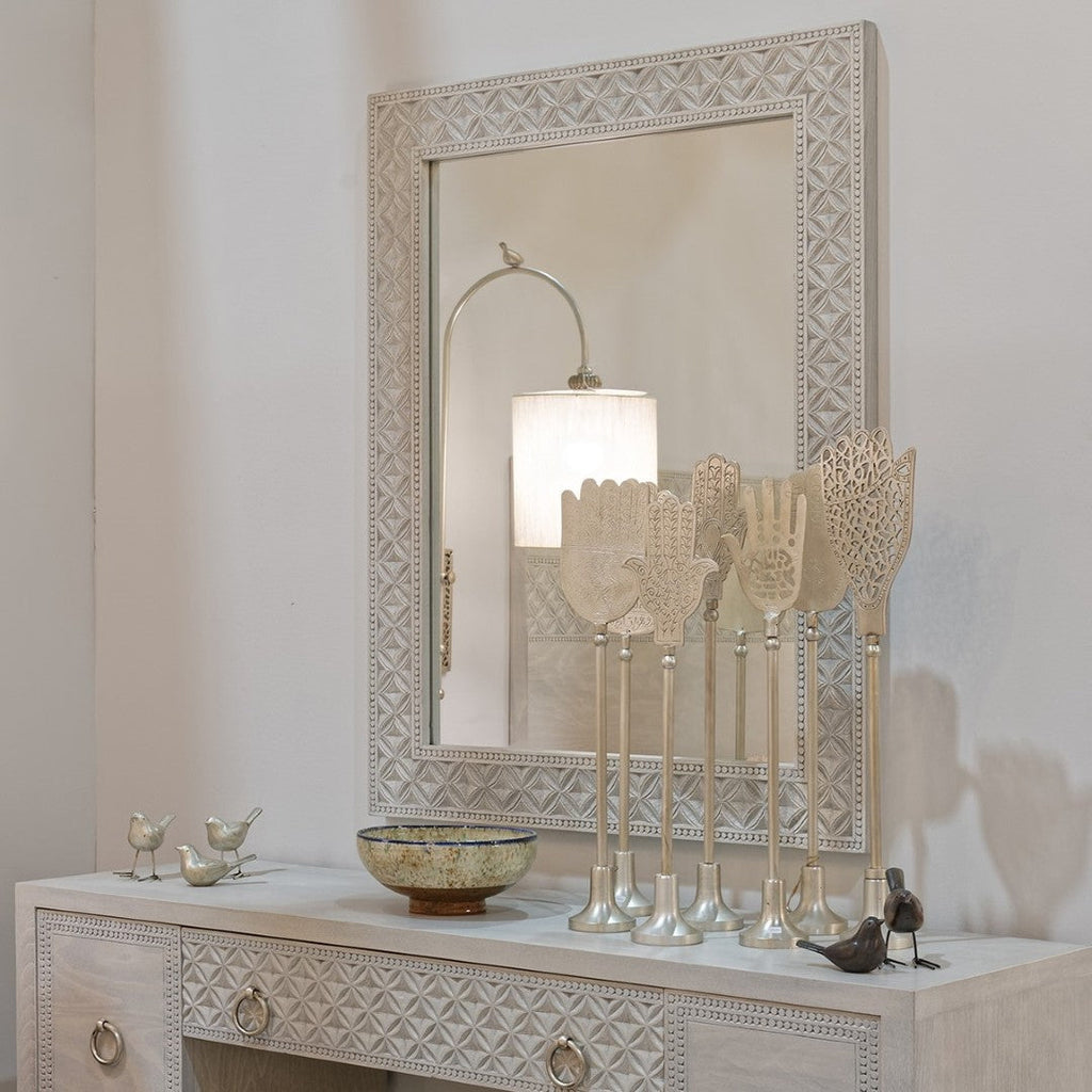 Summer Gifting Made Special: Thoughtful Gifts for Your Loved Ones from Caravanserai