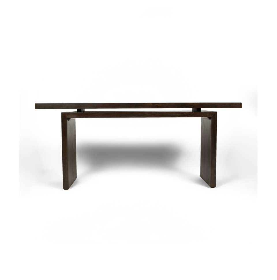 Novara Console – Craftsmanship