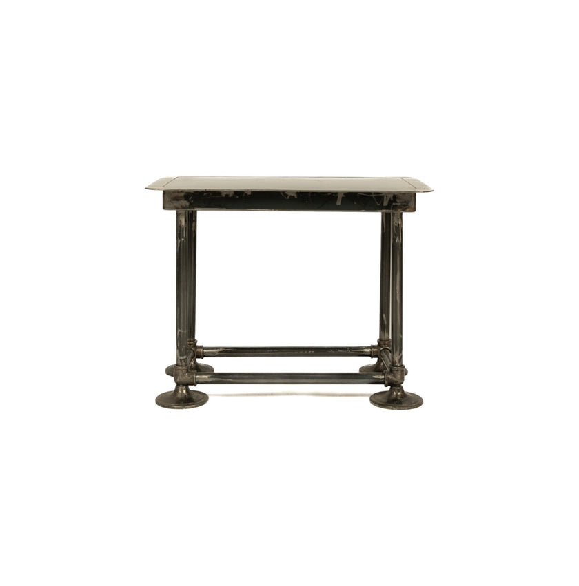 Paw Side Table – Craftsmanship